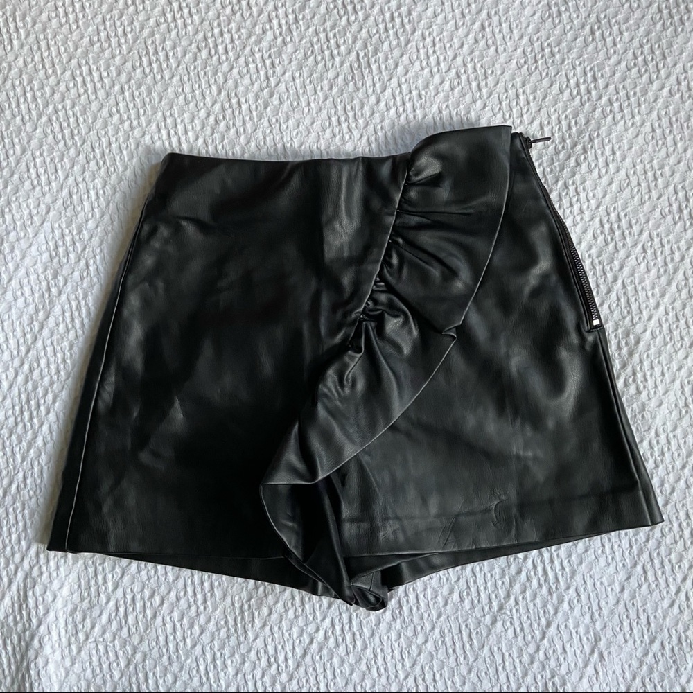 Zara Black Faux Leather Mini Skort with Ruffle